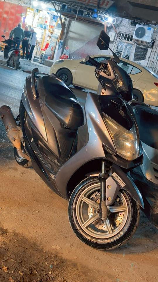 السلام عليكم دراجه سكنس شمعه مكفوله كفاله عامه للبيع *********** مامتواجد فيس فقط رقم بي واتساب مكاني بغداد الحريه ‼️الموشراي لا يتعب روحه ويتعبني
