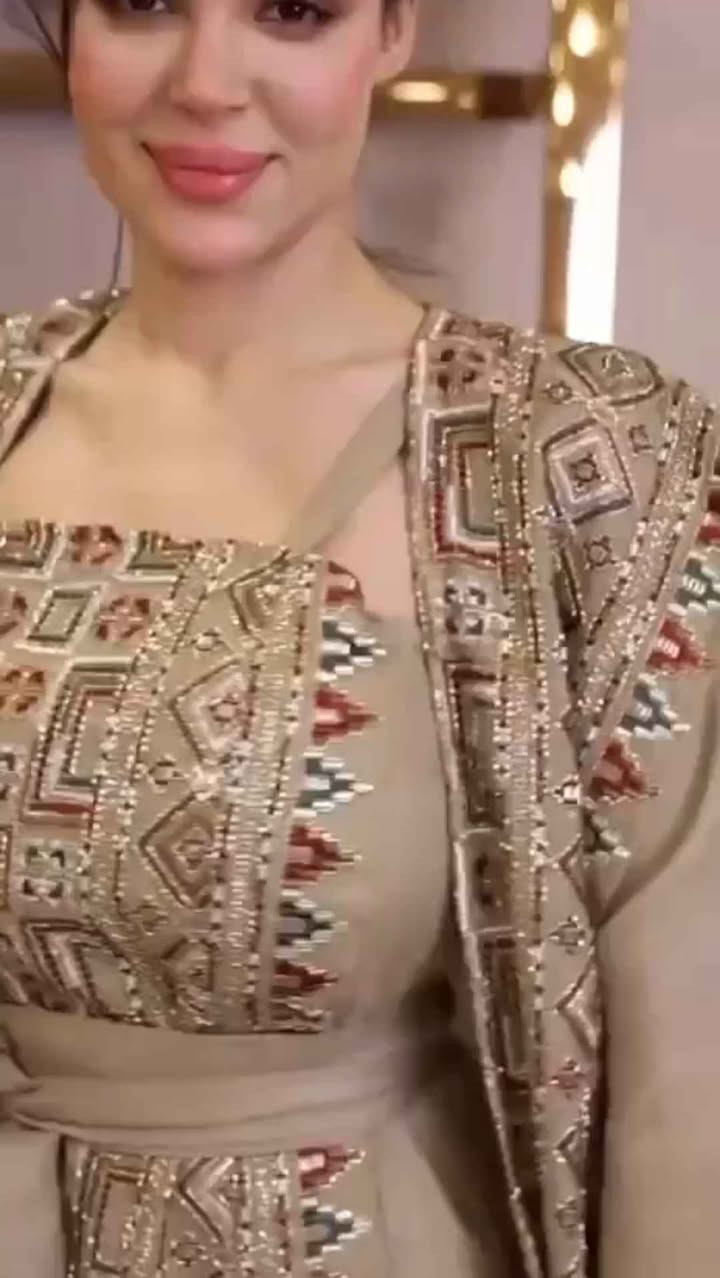 الكولكشن الرمضاني يبدأ من هنا  

ووصل الجمال وترند الموسم

خامة دابل  ايطالي كوالتي جدا عالي 

قياس   38 40 42 44 46 48 بغداد, العراق


**إذا كنت صاحب هذا الإعلان وتريد حذفه لأي سبب، رجاءا أرسل رسالة إلى الدعم الفني**