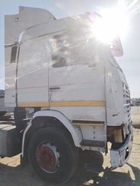 سكانيا 113جاهزة ومناسبة للتواصل 07704101333