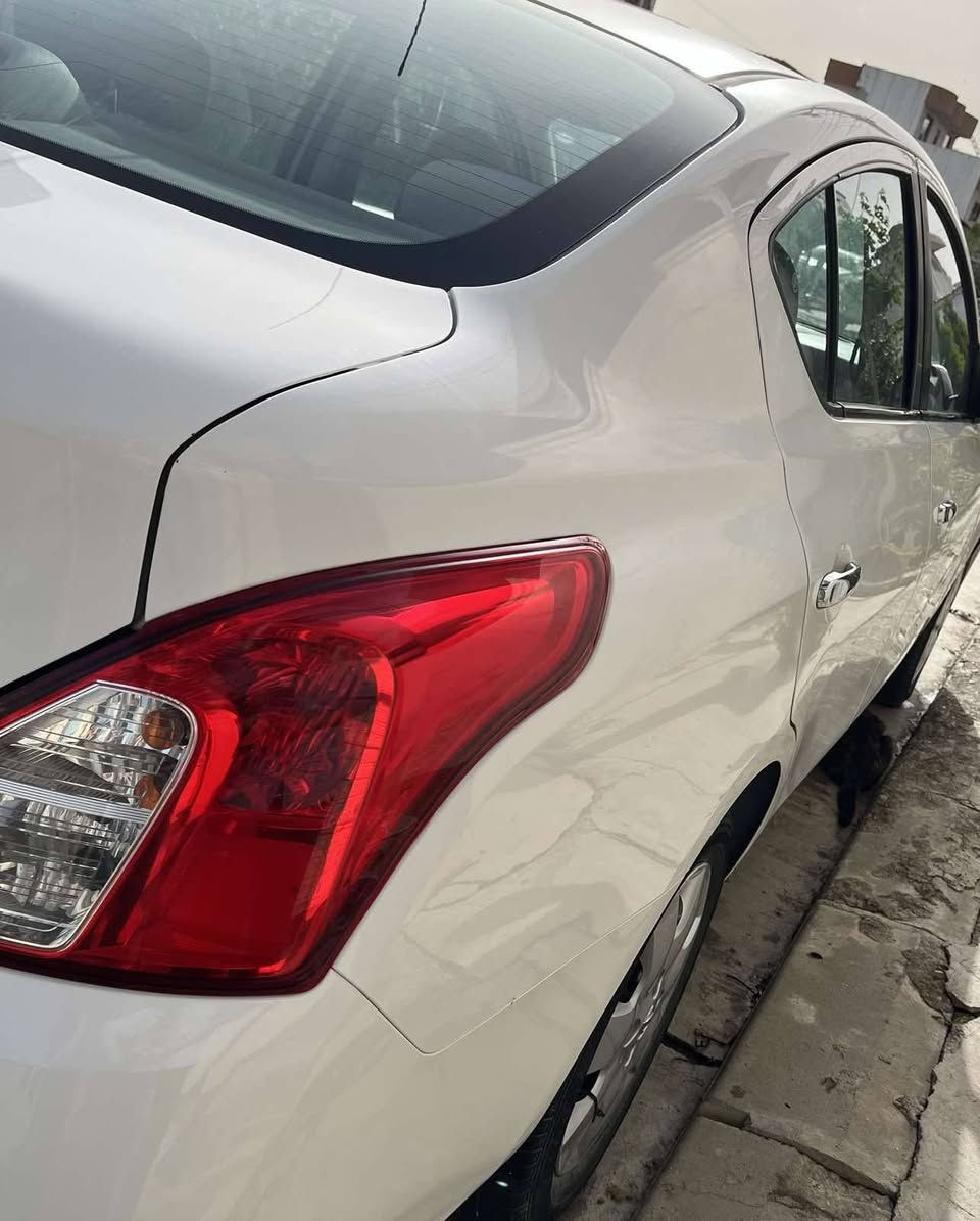 سەیارەکە وەک سفر وایە  بێ بۆیاخ 60 هەزار ڕۆشتوە

*********** السليمانية, العراق
