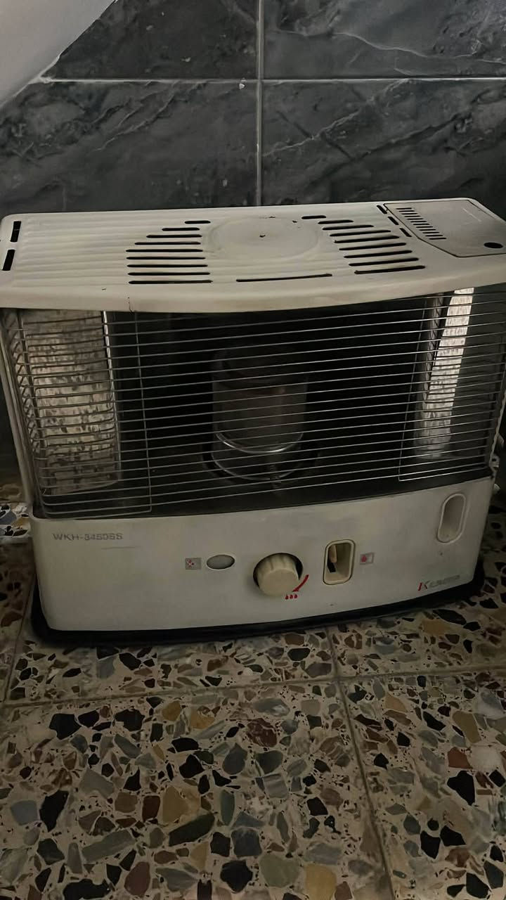 السلام عليكم عندي صوبه للبيع نظيف جدا والسعر وتفاصيل على هذا رقم ***********
