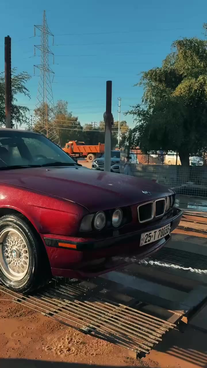 بي ام 525 موديل 1992معلايه 1995
مكينه صقر 28 كير اوتو 
تنته كهرباء شغاله 
كهربائيات شغاله 
تخم ويل جديد +تخم تاير 
تبريد🥶
بسمي شرط التحويل سنويه لل30
السياره بيها ملاحظات بسيطه 
السعر 55وبيها مجال العنوان ديالى بعقوبه 
***********
