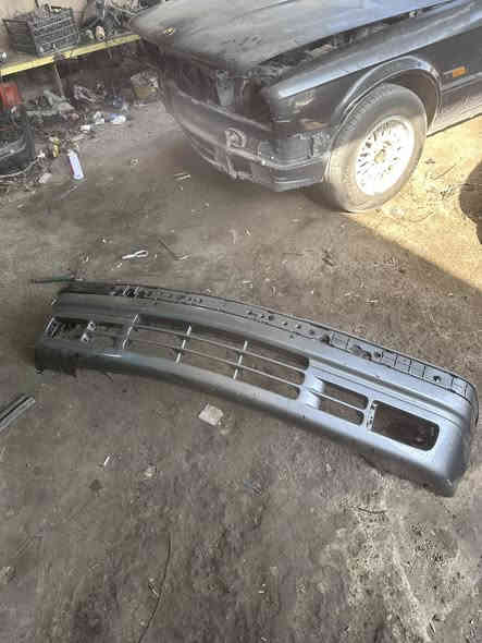 دعاميه e36 كامله هي و البراكيت نقص بس بلاجكتور السعر 100 و هذا رقمي ***********
