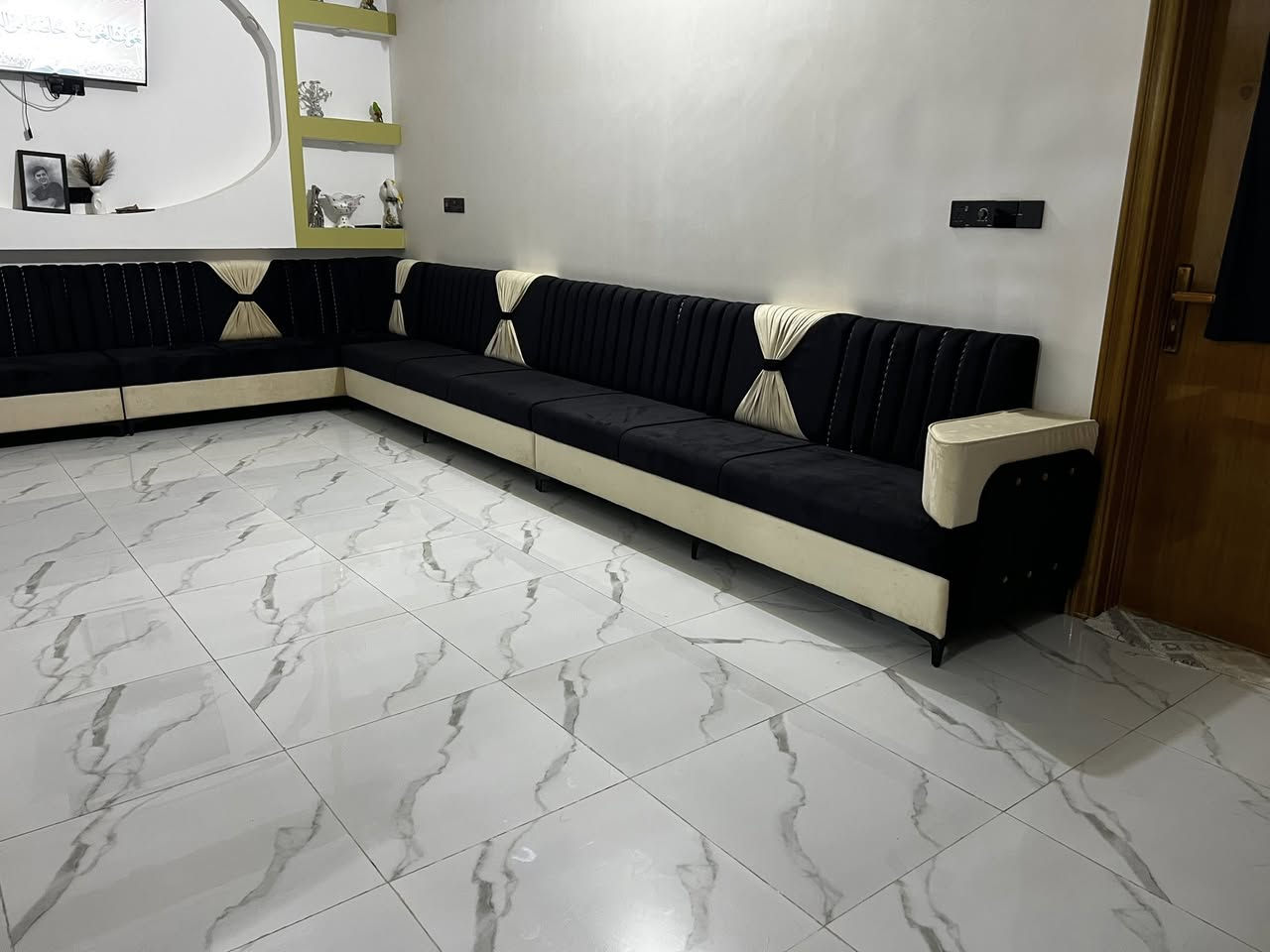 معمل ومعرض الجوهرة
***********
مشخاب شارع القادسية مقابل اعدادية الاشراق للبنات
