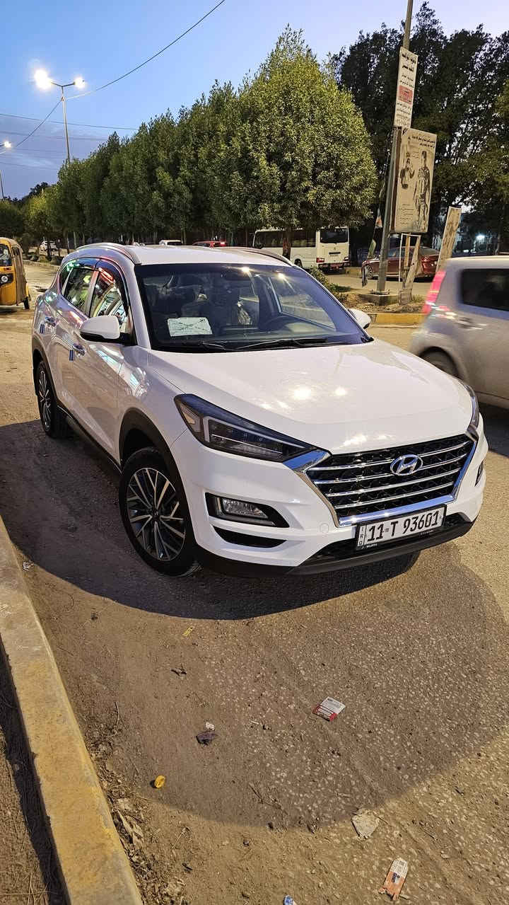 السلام عليكم
السلام عليكم 
للبيع توسان 2020 خليجي  
المواصفات
بصمة تشغيل وبصمة ابواب
اشاير بالمري
مري شفط 
ثلاجة بالجكمجة 
حساسات امامي  وخلفي  اصلي  
كاميرا خلفية دوارة
ثلاث وضعيات قيادة
كروز سرعة
شحن لاسلكي 
بلوتوث + AUX 
تحكمات صوتية 
كراسي 2 كهرباء
تحكم ستيرن
حساسات
لد نهاري
انارة ترحيب ابواب ومري
رقم بغداد باسمي

للاستفسار ***********
