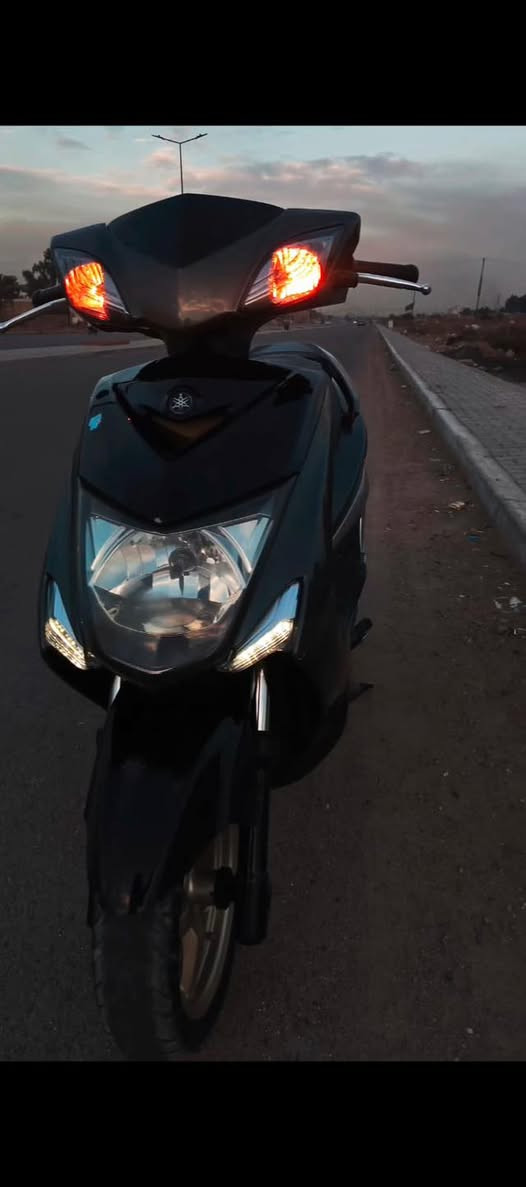 دراجة سكنس ليد حديث بحالة الوكالة كاملة اوراقهة السعر واحد وربع او مراوس بجبلي نظيف تواصل خاص عنواني الشعلة


**إذا كنت صاحب هذا الإعلان وتريد حذفه لأي سبب، رجاءا أرسل رسالة إلى الدعم الفني**