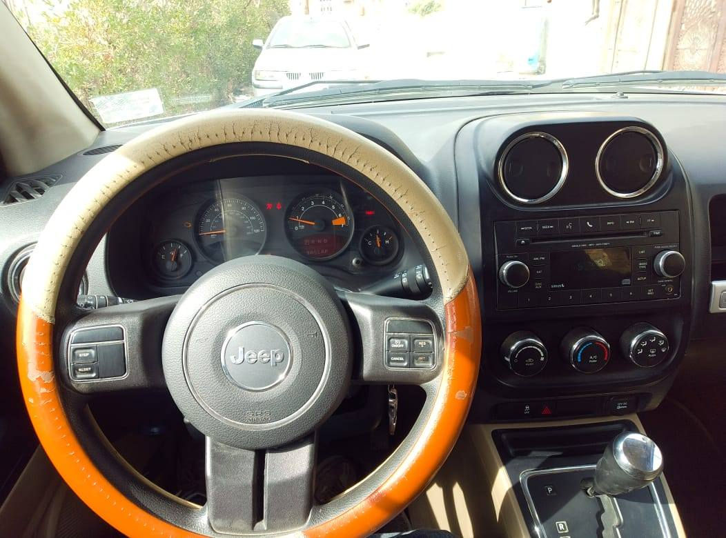 للبيع او المراوس      جيب كومباس 2016. رقم ذي قار انكليزي وارد امريكي تبديل ثلاث قطع سيارة جاهزه محرك كير حداديه تبريد  مابيها نقص العنوان ناصريه مركز للاتصال ***********.  السعر 95.
