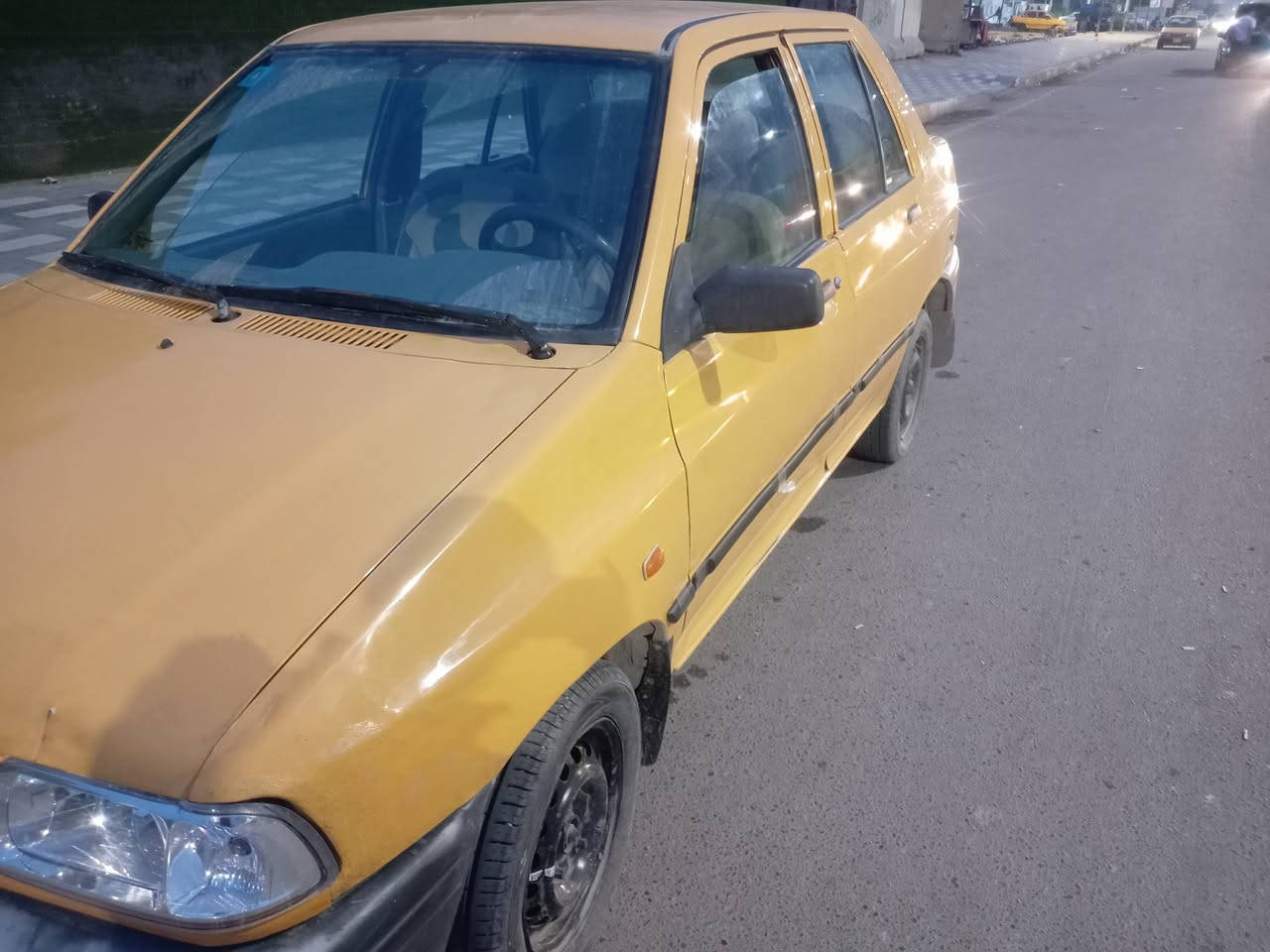 سلام عليكم سايبه موديل ١٥ مبدل جاملغ المامي سياره مصفره تحويل مباشر سعر ٣٠ عنوان بغداد مدينه الصدر موبايل ***********
