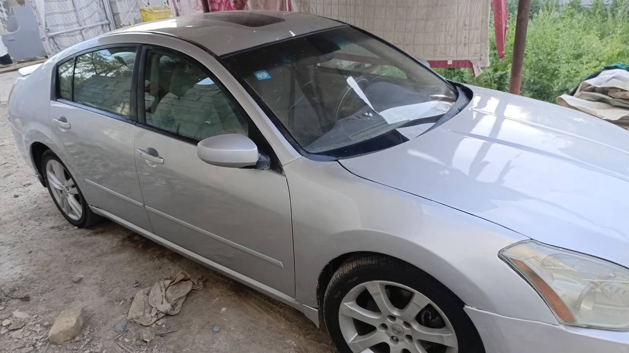 السلام عليكم 

للبيع 

سياره مكسيما وارد امريكي 2008 سياره صبغ عام بيه نواقص  بل دوشمه 
السعر 45 ورقة 

مكان ديالى بعقوبة 
رقم:***********
