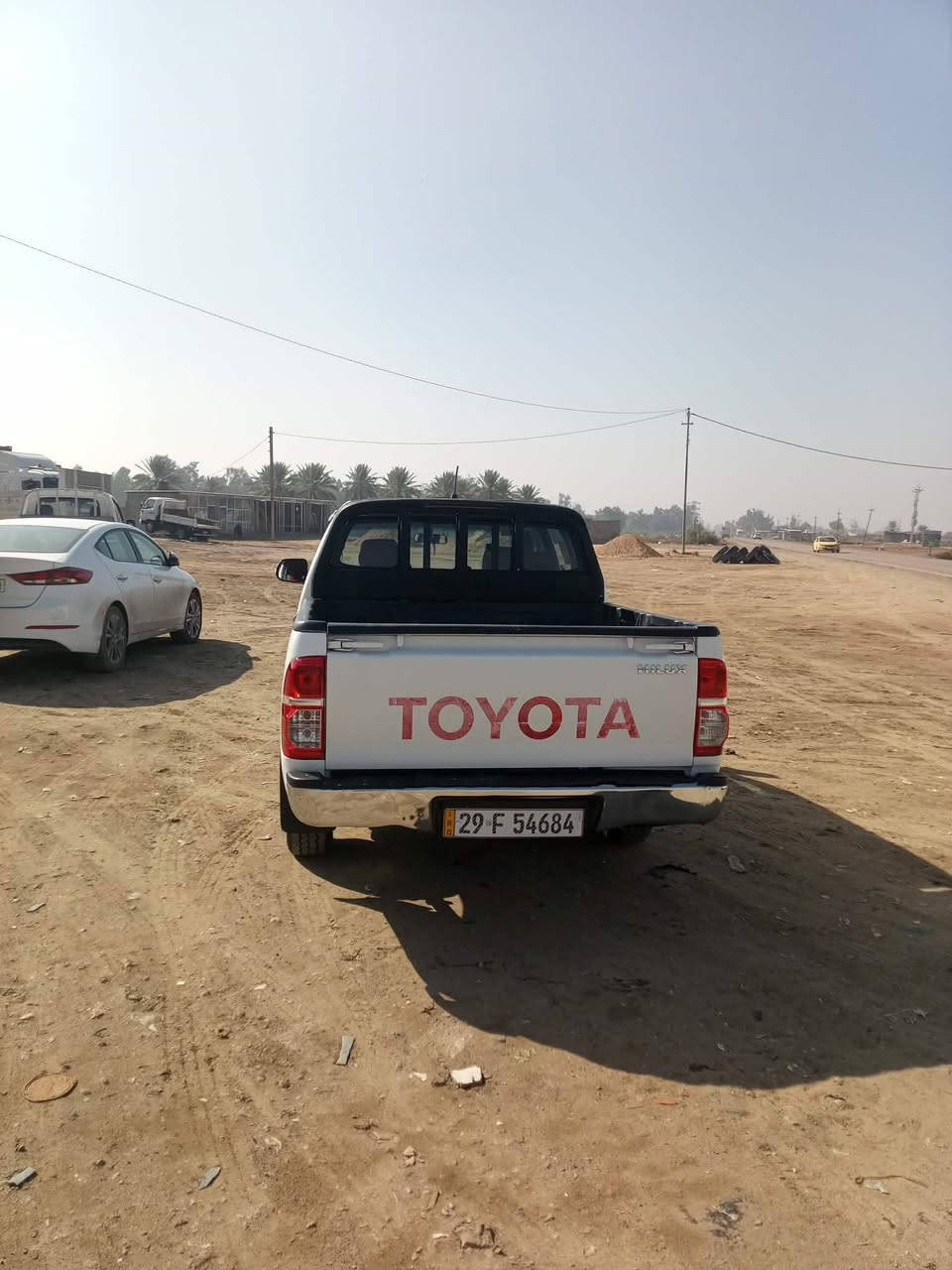 السلام عليكم بيكم 2014 شاصي 12  كير عادي سنويه بسمي رقم واسط سونار بل موجود بل منشور  مكينه عل شركه لا تنقيص لا تبخير ***********
