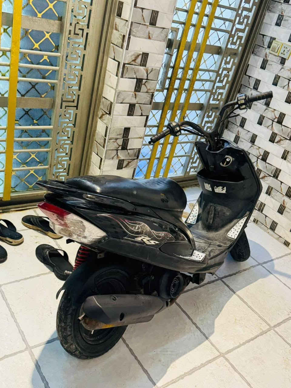 سلام عليكم درتجه ماكس حلوه بلاديه كابريتر تجاري سلف اصلي دراجه حلوه مكينته 49 نقصه ستان وذيل ودشبول كامله دراجه بس كفر اصلي نعمه سعر 425 وبيه مجال بسيط رقمي *********** مكان بغداد مدينة صدر 👍
