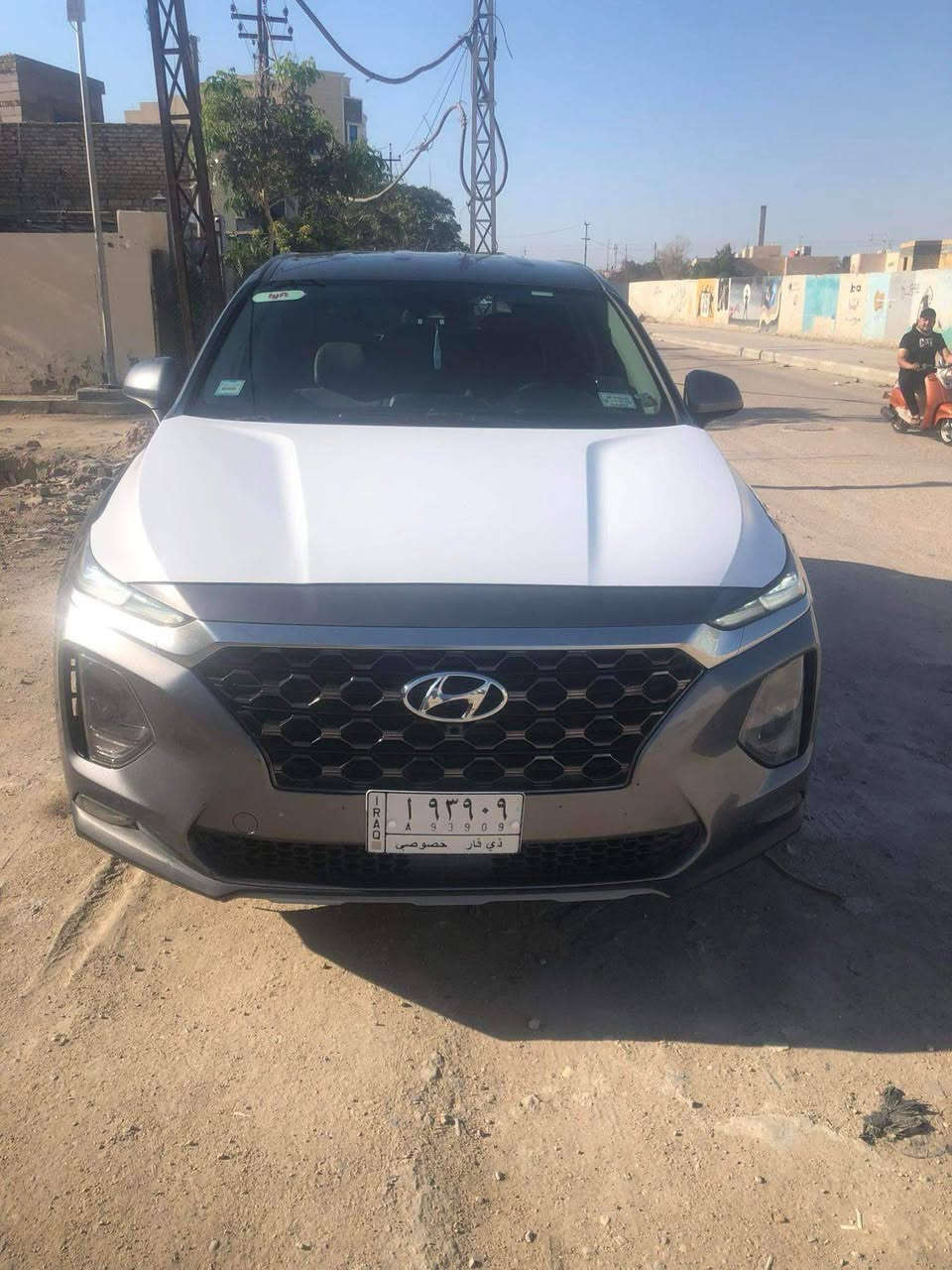 السلام عليكم سنتافيه البيع مديل 19 ماشيه 56 محرك 2500 بيه هوايه مواصفات رقم نكليزي بسمي ذي قار السعر 180 $ رقمي ***********
