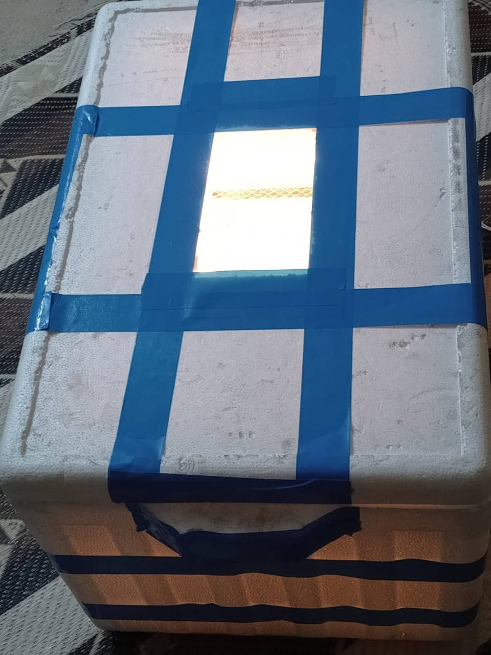 فقاسة للبيع بعدها جديده ما مستخدمه شغل ايدي حجم كبير تشيل 3طبقات الشراي يتصل على
الرقم أو يدخل يعلق واني ادخله خاص للتواصل ***********
