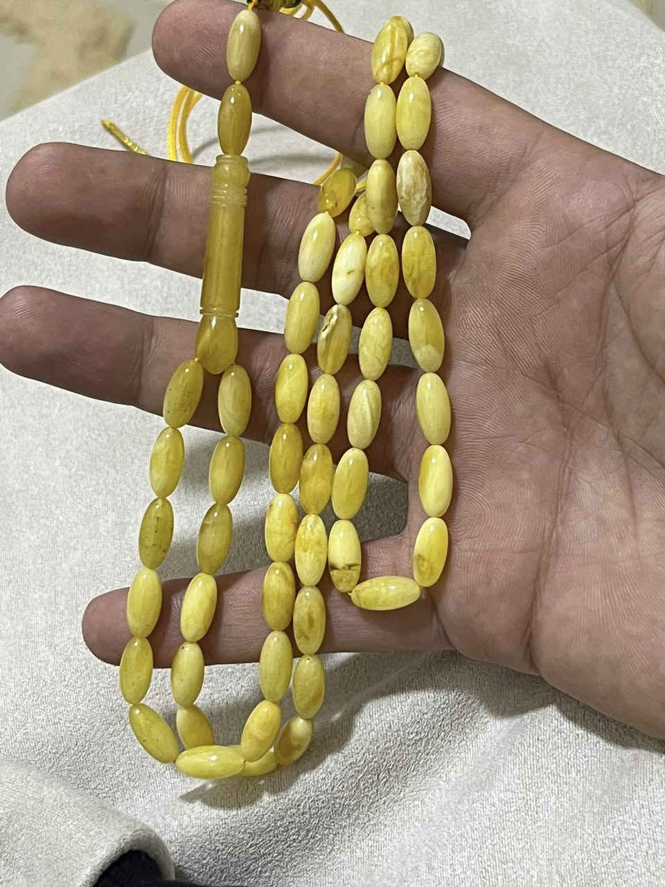 .
بسم الله الرحمن الرحيم
مسباح كهرب كصة صنوبرية نمش بسيط
وزن 18.4 غرام ..عدد 55 حبة +2 فوق الشاهد .. تلبس بالركبة ..الشاهد استندر .. السعر 75 الف مع التوصيل.
يوجد توصيل لكل المحافظات .


**إذا كنت صاحب هذا الإعلان وتريد حذفه لأي سبب، رجاءا أرسل رسالة إلى الدعم الفني**