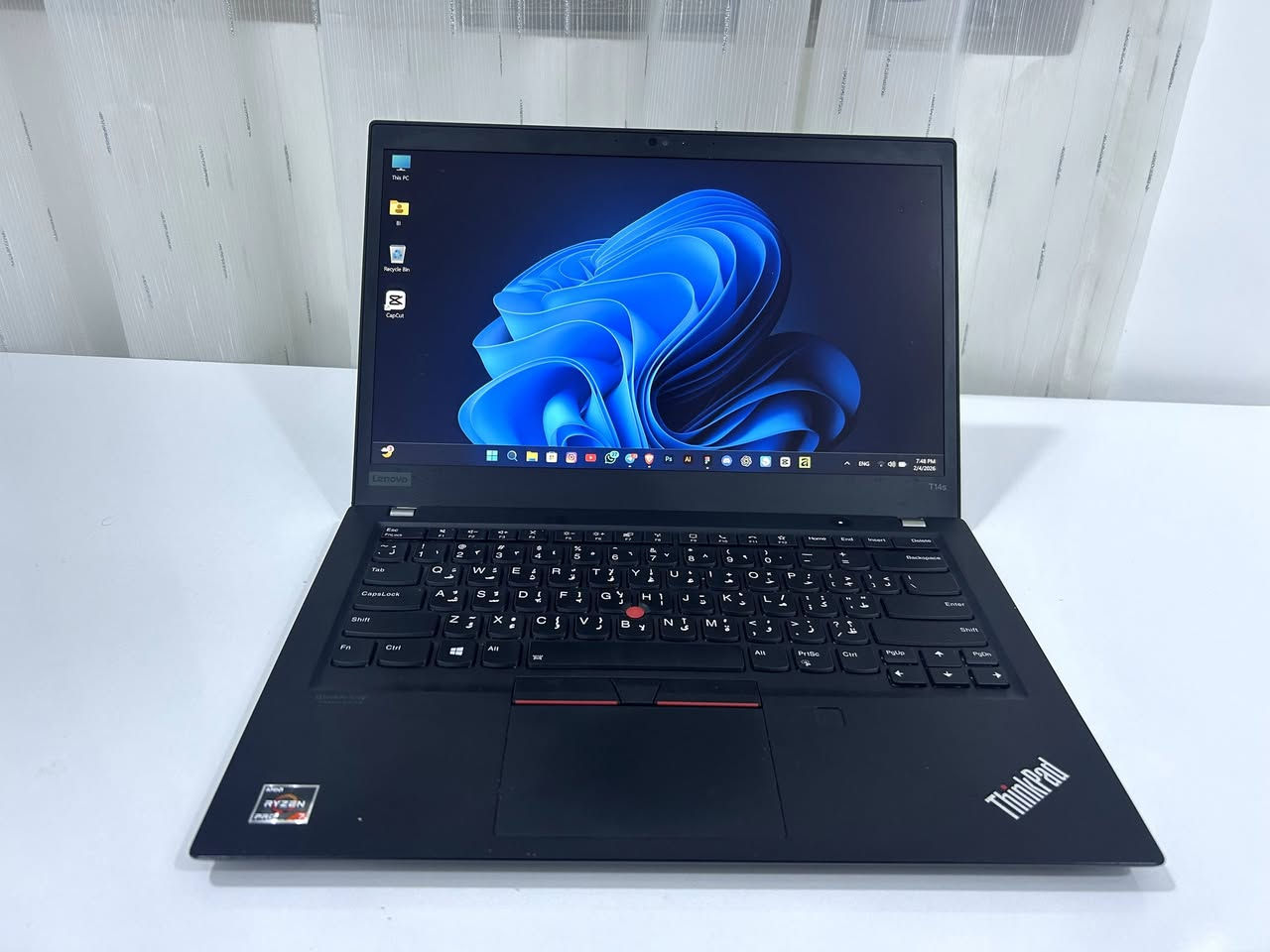 Lenovo thinkpad T14s
عملاق برامج الهندسة والتصميم
شاشة 14.1 FHD لمس 
معالج وحش Rayzen 7pro 4750U
وكرت الشاشة داخلي مدمج 8Gb Amd radeo Tm
Ram 16 gb 
SSd 512 m.2 يعني طلقة
اللابتوب يفيد المهندسين والمصممين فوتشوب الستريتور فگما اوتو كاد برامج الاوفس كلها بسهولة

سعرة 500 وبيه مجال
للتواصل : ‏‪***********‬‏
