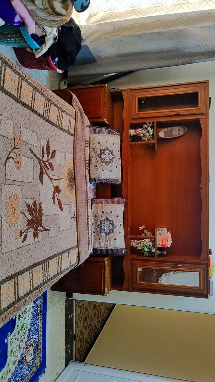 السلام عليكم غرفة نوم ديوان جديدة نظافة 70%سعرها550


**إذا كنت صاحب هذا الإعلان وتريد حذفه لأي سبب، رجاءا أرسل رسالة إلى الدعم الفني**