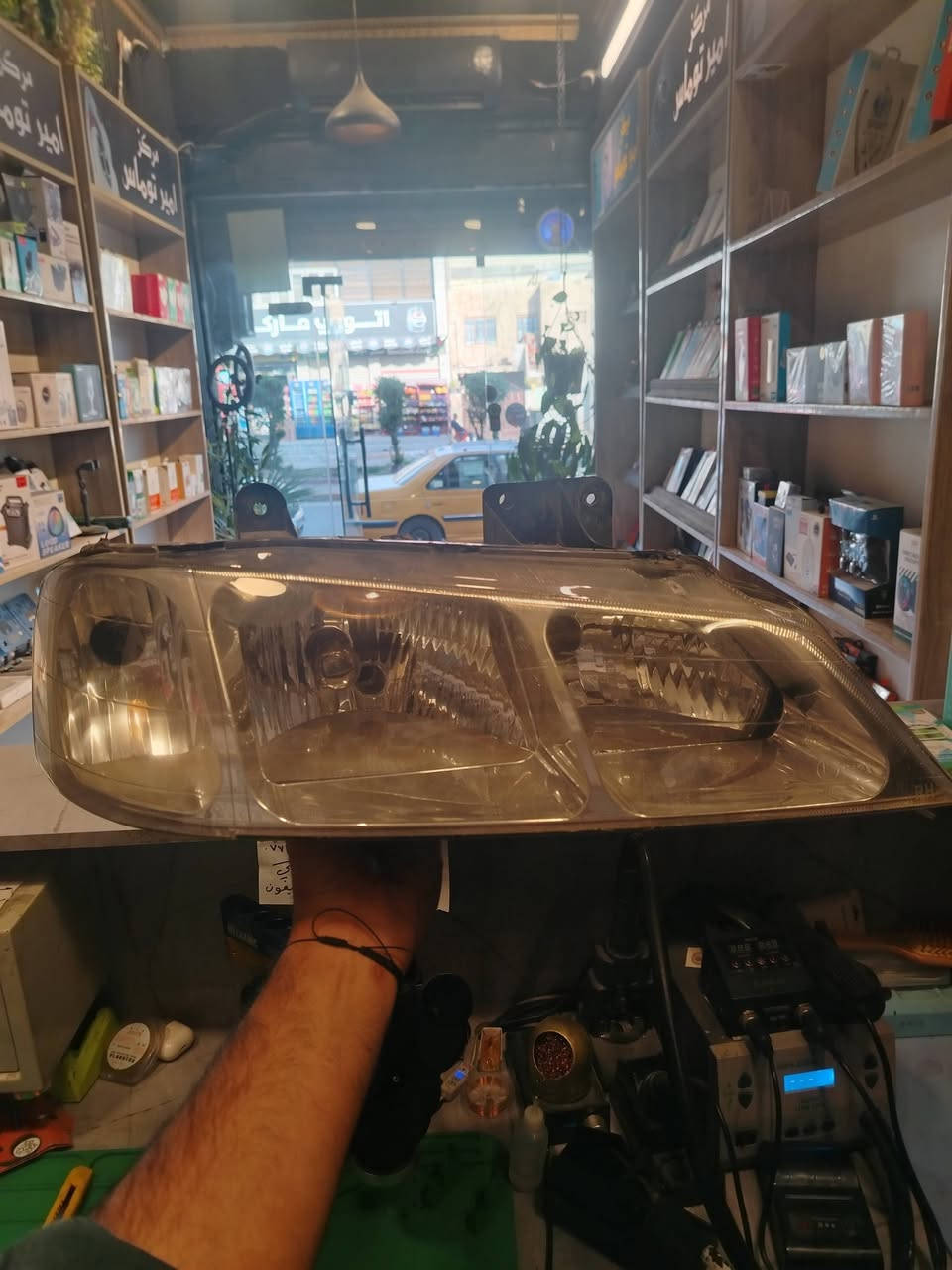 غراض بيجوا بارص من ٢٠١٠ يرهمن الى ٢٠١٦
زوج مازدات مودرن نظيفات كلش بدون لا كسر ولا مصفرات
تك مازده صفحه اليسرى  ايساكوا شركة
بك لايت صفحه اليسرى طماطه اللون
كلهن بدون لا كسر ولا ضرر
قيم واخذ بيك خير وتدلل
العنوان : بغداد الحرية شارع الدور
***********
