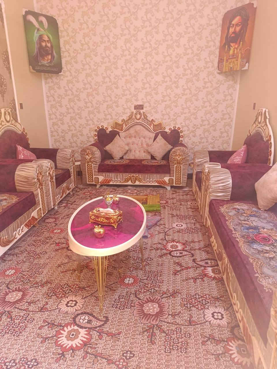 بيت للبيع مساحه100م طابق واحد امامي بفداء نهايه شارع ابولبنان بناء حديث كونكريت السعر110مع المجال للاستفسار ***********
