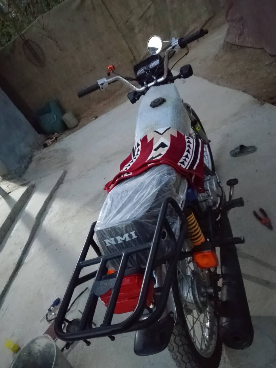 نامة شلامجة اصلي للبيع الوراق كاملة دراجة خير من الله دراجة نضيفة حلوة مكان بابل  المسيب السعر خاص


**إذا كنت صاحب هذا الإعلان وتريد حذفه لأي سبب، رجاءا أرسل رسالة إلى الدعم الفني**