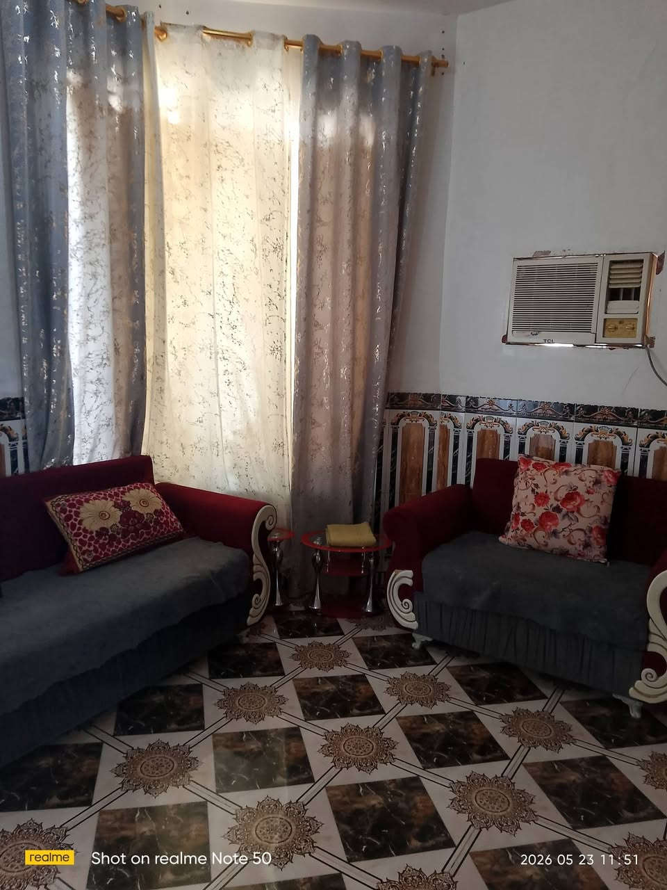دار للبيع قضاء حديثه بروانه مساحه 300متر مو طابو بي بس معامله استفسار اكثر  على هاذ رقم ثر***********
