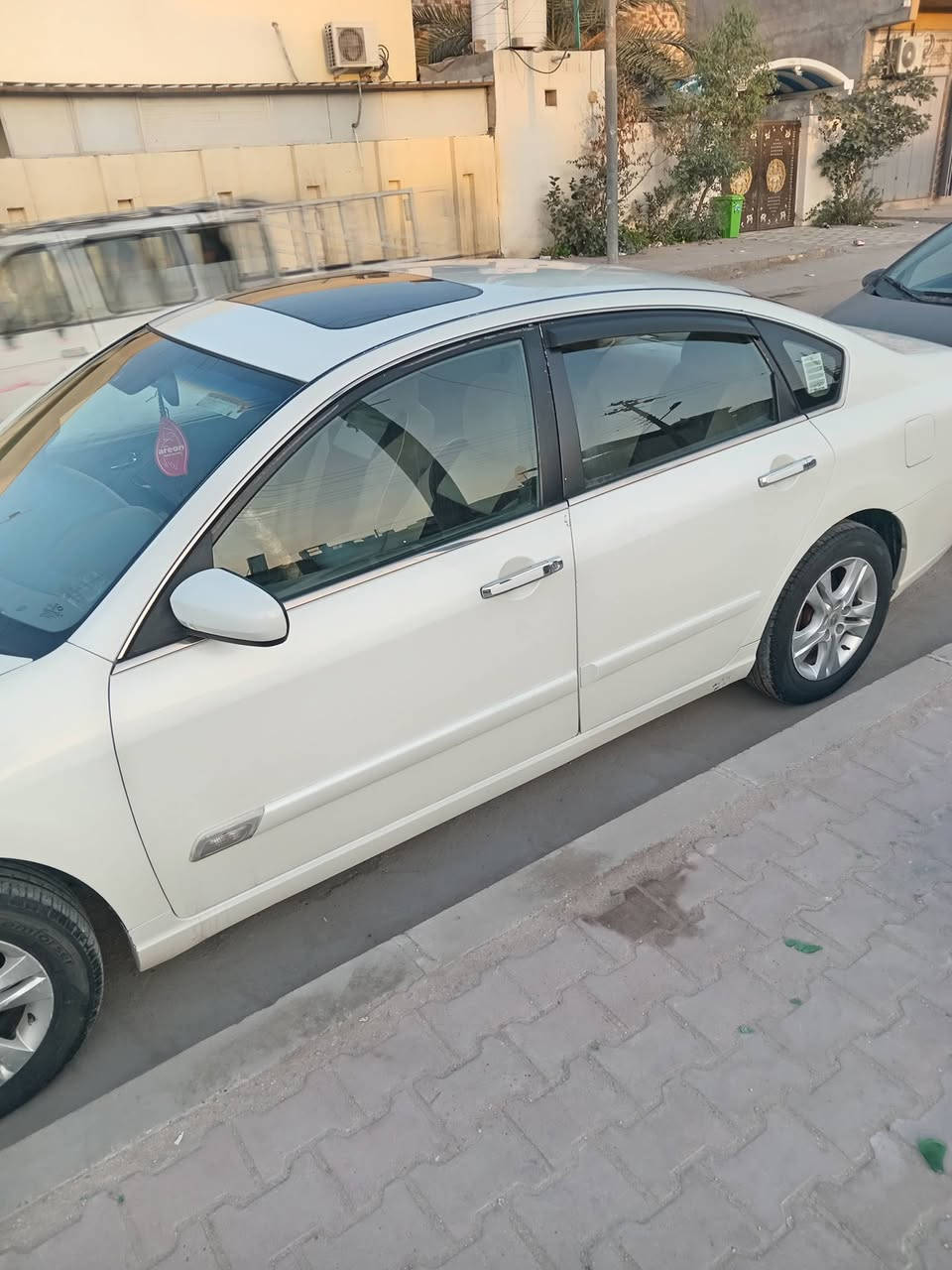 رينو سافران 6 سلندر موديل 2009 سياره بيه بس بنيد مرشوش اثر جراد سياره فول مواصفات سعره ٨٨ 
***********
