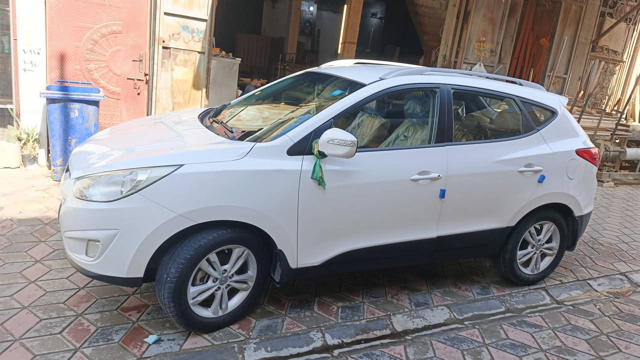 توسان خليجي رقم بابل ٢٠١٤ اشاير بلمري نضيفة كلش سونار كبالك رقم جديد بابل
السعر ١٥٥ مجال قليل
***********
