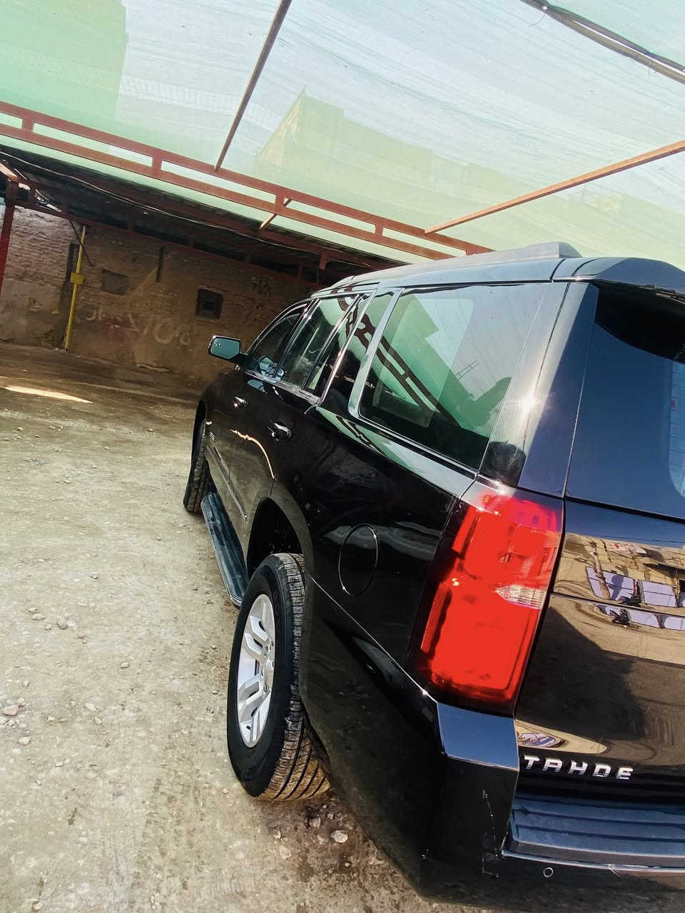 يا الله السلام عليكم لبيع شوفر تاهو مديل 2019 خليجي السياره. نص فول  كفالة عامة من الضربة والصبغ ماعدا بارد باب السائق شبر السياره جاهزه حداده تخم تاير جدد رقم جديد دولي بغداد مداور ثاني يوم رقم الموبايل ***********
