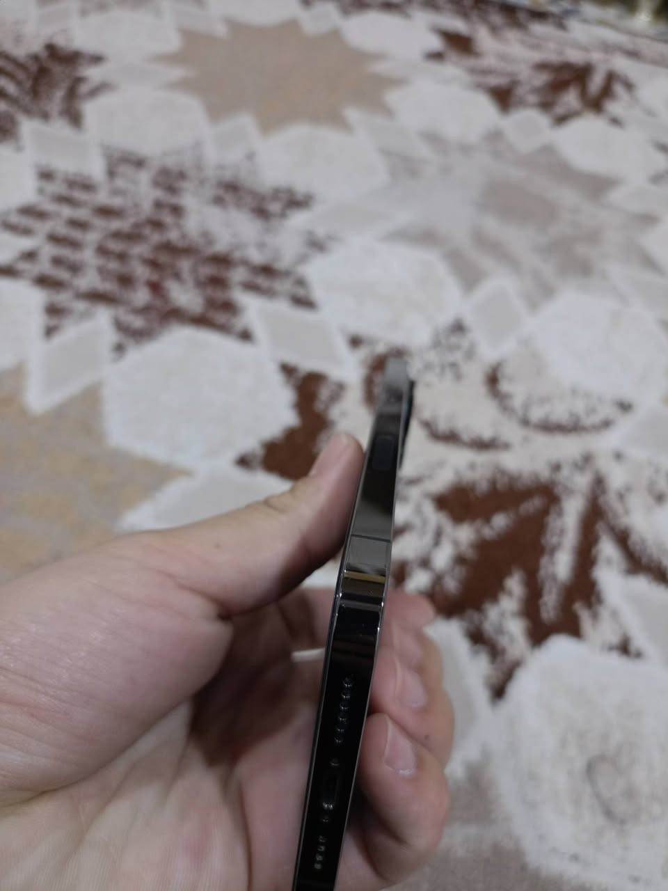 ايفون 12بروماكس ذاكرة 256 وتر بروف ضد الماي  جلخ مابي جهاز نظافة فول  بطارية 86 مامصعد وضع شركة  تك سيم السعر570  وبي مجال حك الجية 

 ‏‪0773 591 4255‬‏ للاستفسار
