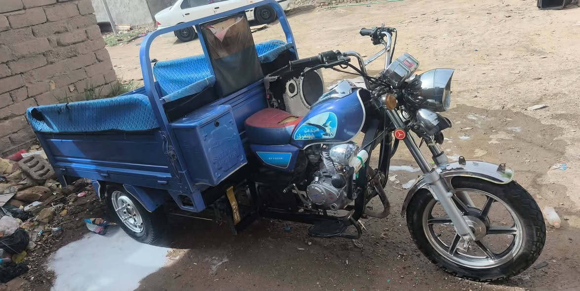 السلام عليكم مكلف بالنشر ستوته موديل 23 اوراق اصولي مكينه مفتوحه المكان ناصريه مركز مدينه الصدر للاستفسار على هذا الرقم راعيه***********
