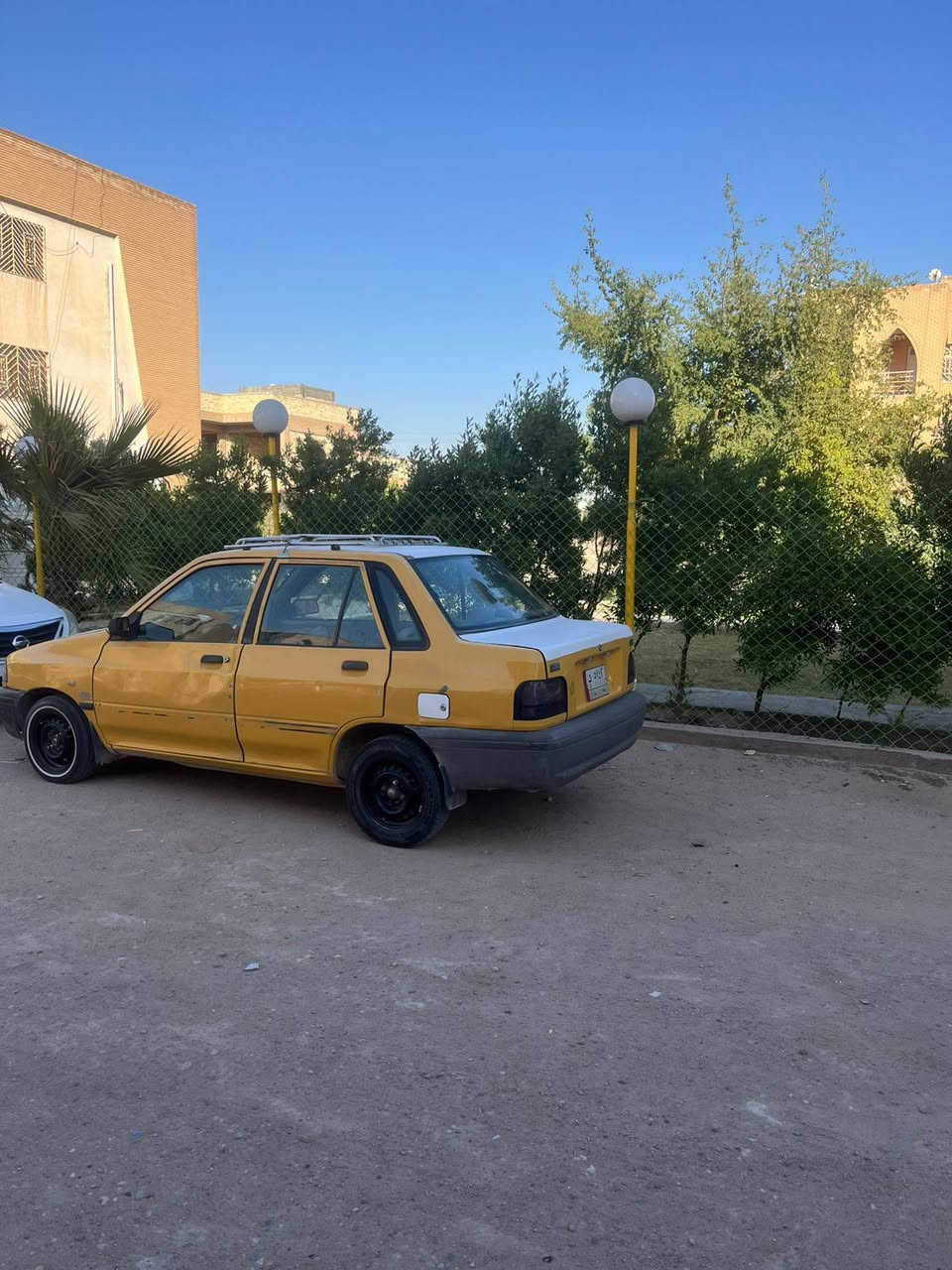 سيارة سايبة موديل 11\سيارة نضيفة حلوة كير مكينة لا تنقص ولا اتبخر السعر 25 وبيهة مجال مداورمباشر  النجف الأشرف رقم الهاتف ***********
