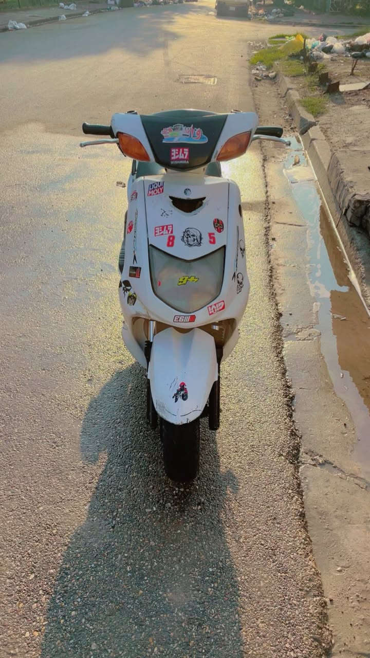 ‏سلام عليكم دراجةسكنس نثيه سرعتها 140 دراجه خطين كهربائات سلف هندر كله شغال عنواني بالشعله بسعر  رقم الهاتف 375.     ***********
