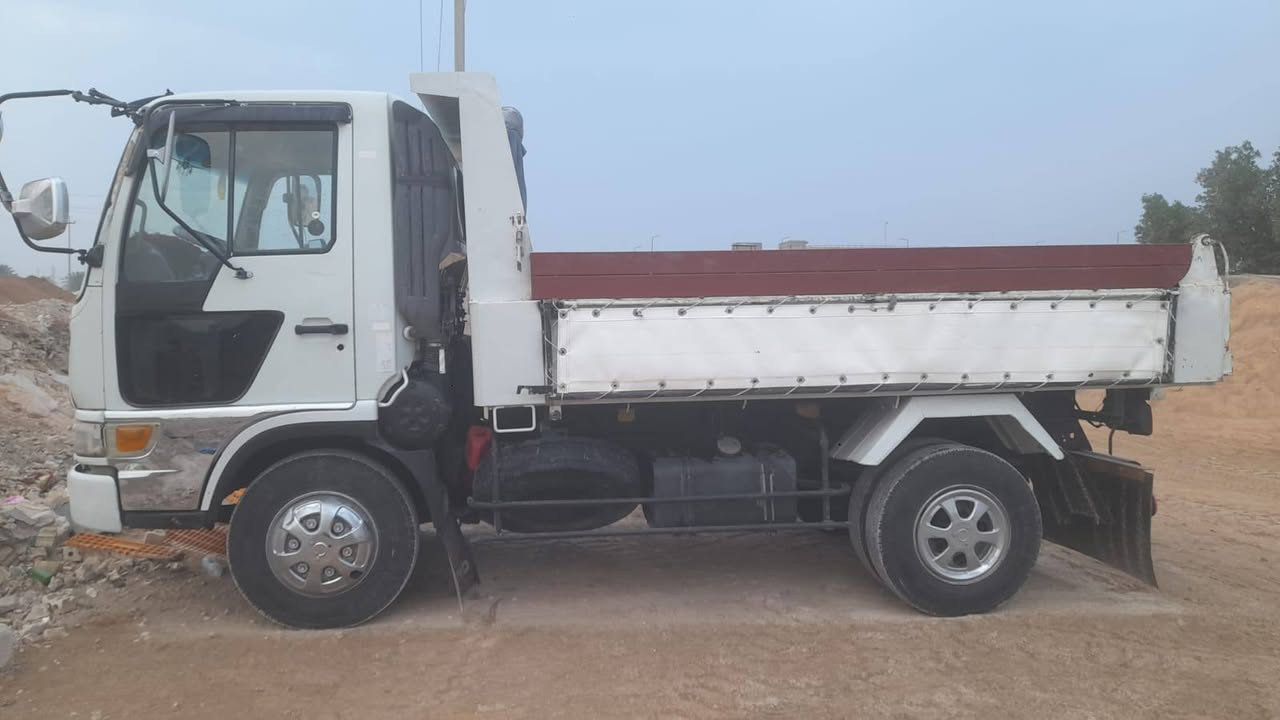 السلام عليكم هينو تك قماره للبيع منزل موديل رقم وهزه وسنويه جدد سنويه بسمي للستفسار اكثر ***********
