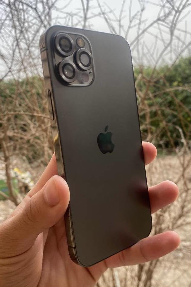 سلام عليكم ايفون12 برو ذ256جهاز قطعه تخبل بل عافيه ع ياخذه مبدل شاشه فقط باقي مكفول مكاني بغداد محموديه سعره ٢٧٠ اتصل ودلل***********
