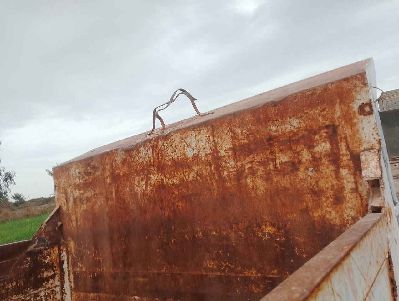 سلام عليكم بدي للبيع كلاب طوله 5متر جك ويا مال رفع
 ***********
