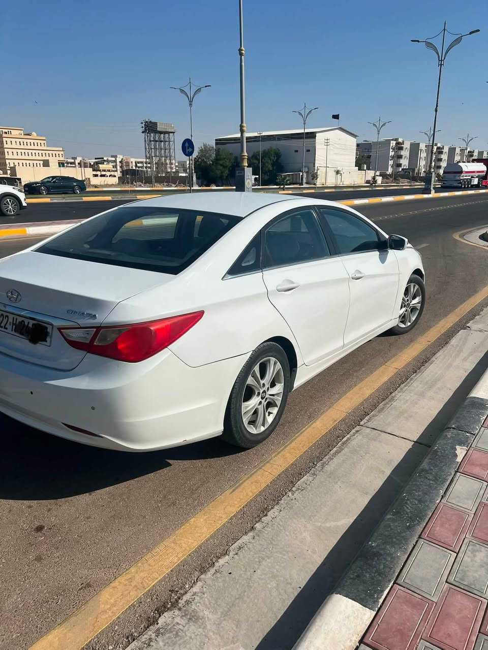 السلام عليكم سوناتا خليجي ٢٠١٢
موصفات السياره
مكينه ٢٤٠٠دوش
سياره بيها منضومه غاز
حساسات
اشاير بلمري
مري شفط
شاشه اصليه +كامره
رقمها اربيل ابو السنويه بكربلاء
مكان السياره كربلاء
مكينه والحداديه خير من الله
دوخلها كلش نضيفه لونين
تبريد قطعتين
شكن كهربائي
سعرها ١١٠ وبيها مجال 
رقم الهاتف ***********
