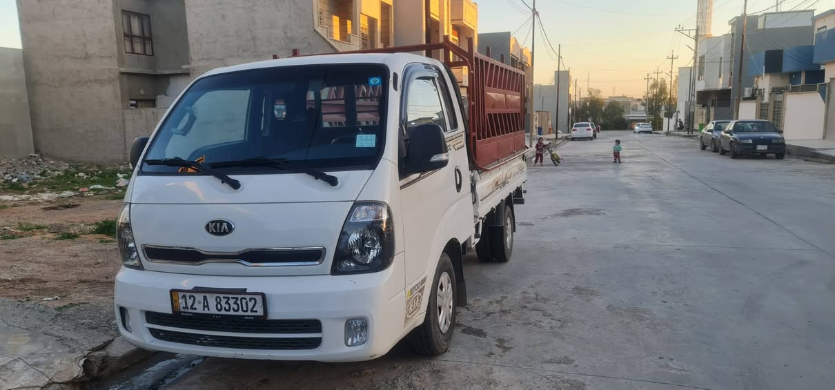 كيا حمل 2700
موديل 2020 جديدة 
سنوية بأسمي
كفالة عامة من الصبغ والضربة 
رقم اجنبي 
حصة كاز 
محرك معمر جديد 
للاستفسار
العنوان / الموصل
***********
***********
