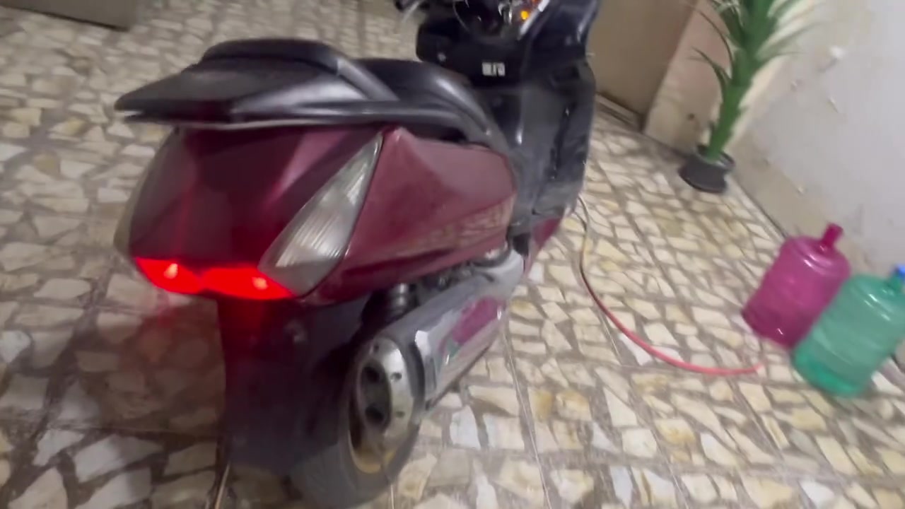 سلام عليكم سلفر 600 محرك برغي ما مفتوح. بي دراجه شلعه ومعدل شرط 180 يرادلها ترتيب  كفرات وراديتر السعر مليون قفل من الأخير   
اللبجم ول جامه موجودات 
الرقم. ***********  مكاني بغداد الشعب او مدينه الصدر
