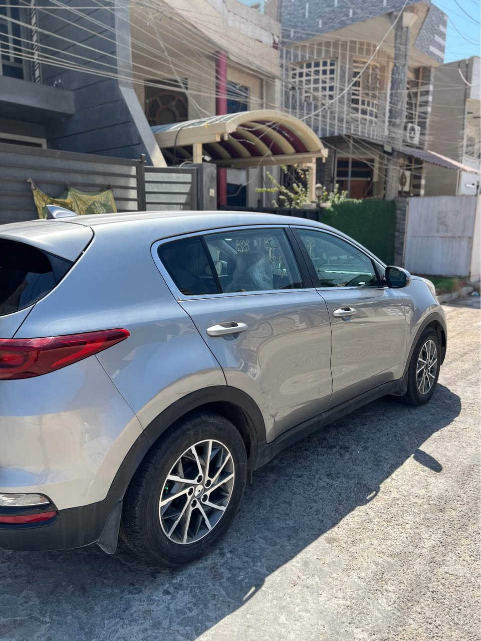 🚗 للبيع كيا سبورتج أمريكي 2020 🚗

📅 الموديل: 2020
📏 الممشى: 77,000 ميل
⚙️ القير: أوتوماتيك
🧼 الحالة: نظيفة جدًا
🔍 الفحص: جاهزة للفحص بأي مكان

✨ المواصفات:
 • تبريد قطعتين
 • حساسات بالمرايا
 • كرسي السايق كهرباء
 • مراي شفط
 • رادار

💰 السعر: 16,200$
📍 الموقع: حي الإعلام
📞 الاتصال: *********** بغداد, العراق
