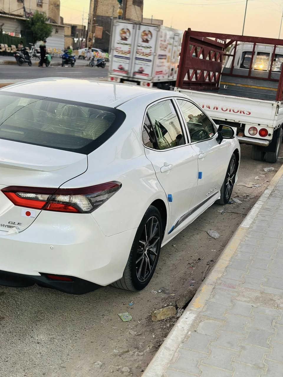 سلام عليكم كامري لبيع ٢٠٢٤فول السعر ٢٢٠ بيه بارد بل جالمغ الخلفي وباب الخفي الرقم ***********
