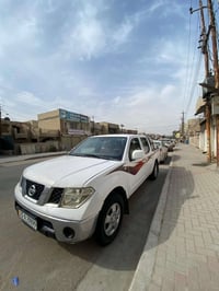 بيكب نيڤارا للبيع موديل 2009 گير عادي المحرك بلادي بي صرف بيه مكانات ص...