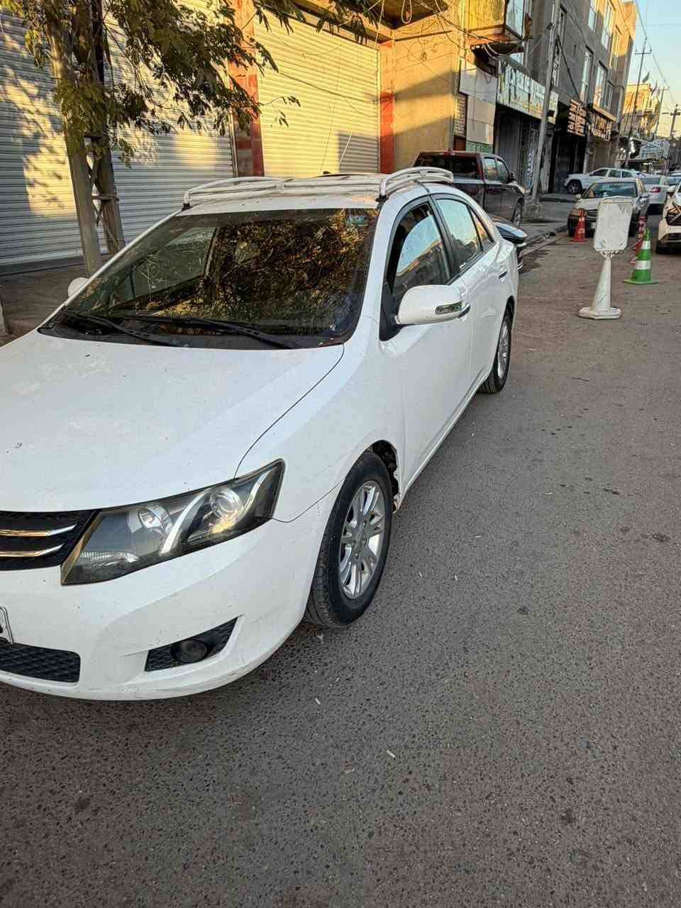 السلام عليكم  سايبا اريو موديل 2018  السيارة نظيفة مكان بغداد السعر 62 مابيه نقص بدون صبغ الرقم ***********
