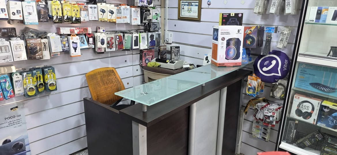 للبيع محل لبيع الهواتف
محل متكامل للبيع، يحتوي على:
سبلت 2طن
ميوزه عدد2
عارضه هواتف
ثلاجه
بضاعه كامله متوفره
 بيع وصيانة الهواتف النقالة
 إكسسوارات ومستلزمات الموبايل
 جاهز للعمل مباشرة
📍 العنوان: الكوفه_حي ميسان شارع النخيل قرب السوك

📞 للاستفسار والتفاصيل:
***********واتساب
