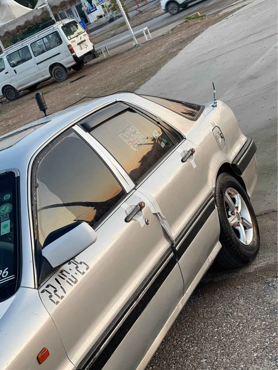 سلام عليكم لبيع كلنت موديل90 اوتوماتيك محرك2000 فول نضافه  بيه كوبون بنزين رقم هاتف ***********فول مواصفات سلايت باور كهربائي جامات كهرباىي نضام ايكو اقتصادي بريكabs تخم تايرات صدر جدد ويلكب سستم سماعات  بيه كم قطعه صبغ ولباقي بلاد رقم اربيل شرط تحويل وكاله  سعره مناسب تدفئه شغاله عنواني دياله خانقين خناقين, ديالى
