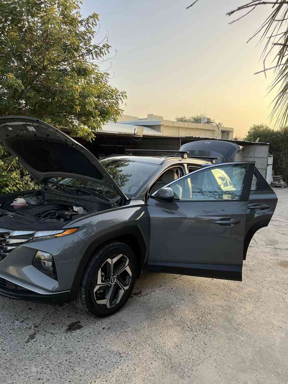 سلام عليكم
سياره توكسان 2024 وارد أمريكي فول مواصفات 

🔥المواصفات1/1

🔥حساسات أماميه .

🔥حساسات خلفيه .

🔥لايت زينون LED

🔥بك لايت LED

🔥جنطه كهرباء .

🔥بصمه وتشغيل عن بعد .

🔥شاشه كبيره وكامره دواره.

🔥الكشنات كهرباء تدفه.

🔥أوضاع القياده Drive Mode

🔥سبورت ودفع رباعي.

🔥داخل جلد ابيضّ مميز .

هاند بريك دكمه .

🔥أشاير بلمري .

🔥نضام مانع انزلاق.

🔥وقياده ذاتيه .

🔥وشاحن واير ليس 

🔥وبعد بيها هواي مواصفات 

🔥رقم بغداد الجديد الإنكليزي 

🔥السعر شدتين و25ورقه 

🔥السياره مكفوله من اي ضرر

🔥أكلين مابيها ضربه

✅الرقم ***********

مكاني بغداد
