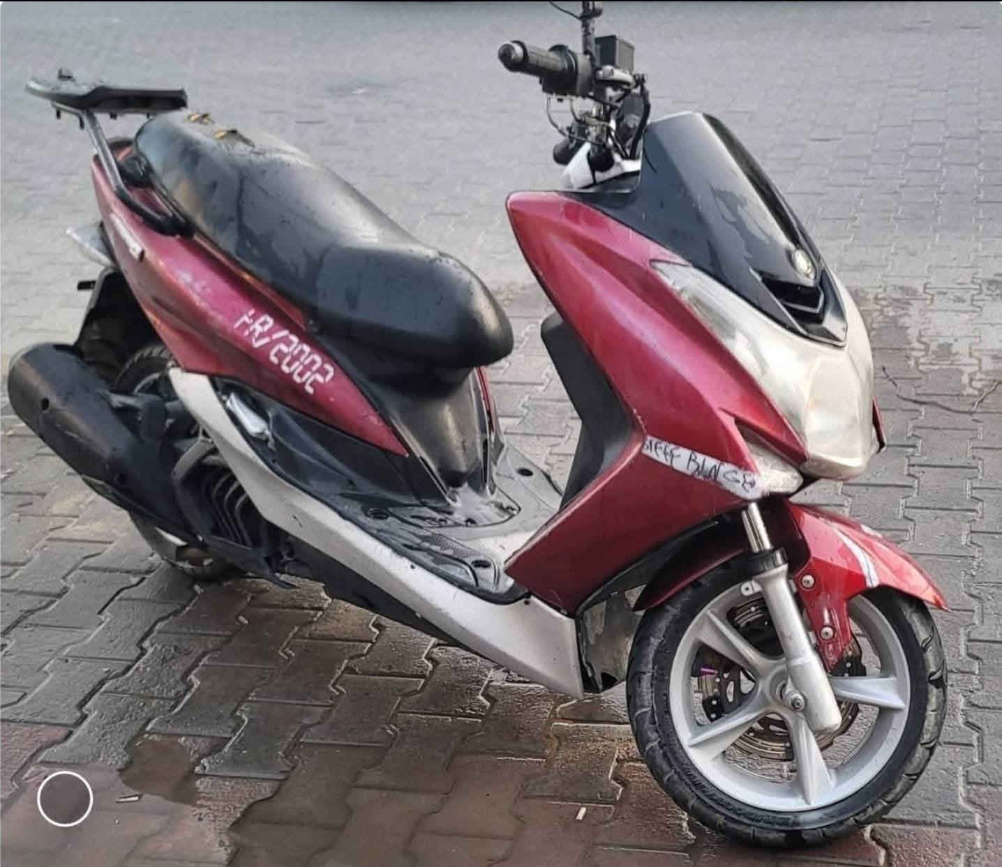 سلام عليكم  ماجستة اس ياباني سعر 625 الف وبيها مجال للشراي كهربايات شغالة  ( الجويتر عاطل / ابيع كومة حديد ) للاتصالواتساب فقط *********** او تواصل ع الخاصص مكاني نجف/ كوفة
