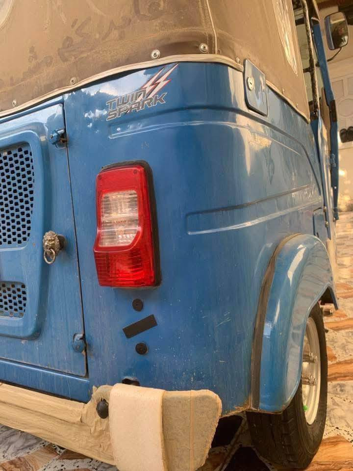 السلام عليكم تكتب للبيع موديل 21 مكان بابل كفاله اوراق المرتضى رقم الهاتف***********
