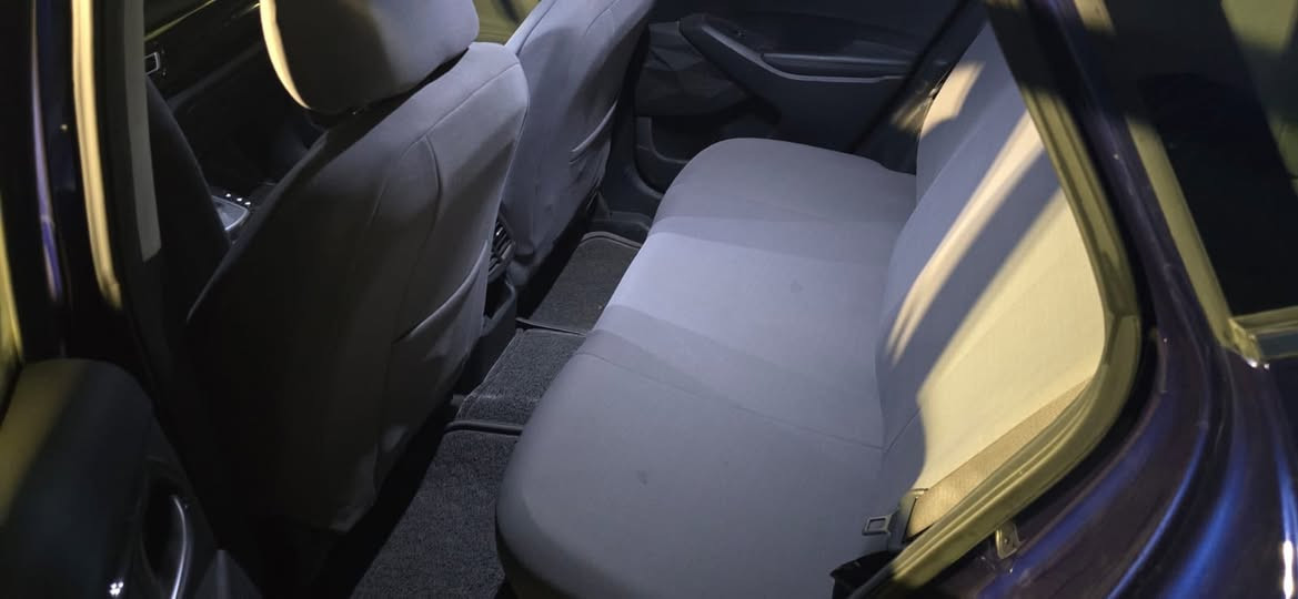 كيا سيلتوس
2023 وارد امريكي
حادثهة حافه البنيد فقط حتى الدعامية بلادية

مواصفاتهة :
محرك 2000 
بصمه
شاشه 
كير اوتو
كشنات كهرباء
كشنات تدفئة
لايت زنون
درايف مود
هاند بريك بصمه
حساسات
اوتو هولد
بعد بيهة هواي مواصفات معروفه

السعر : 162$و بيهة مجال
***********
