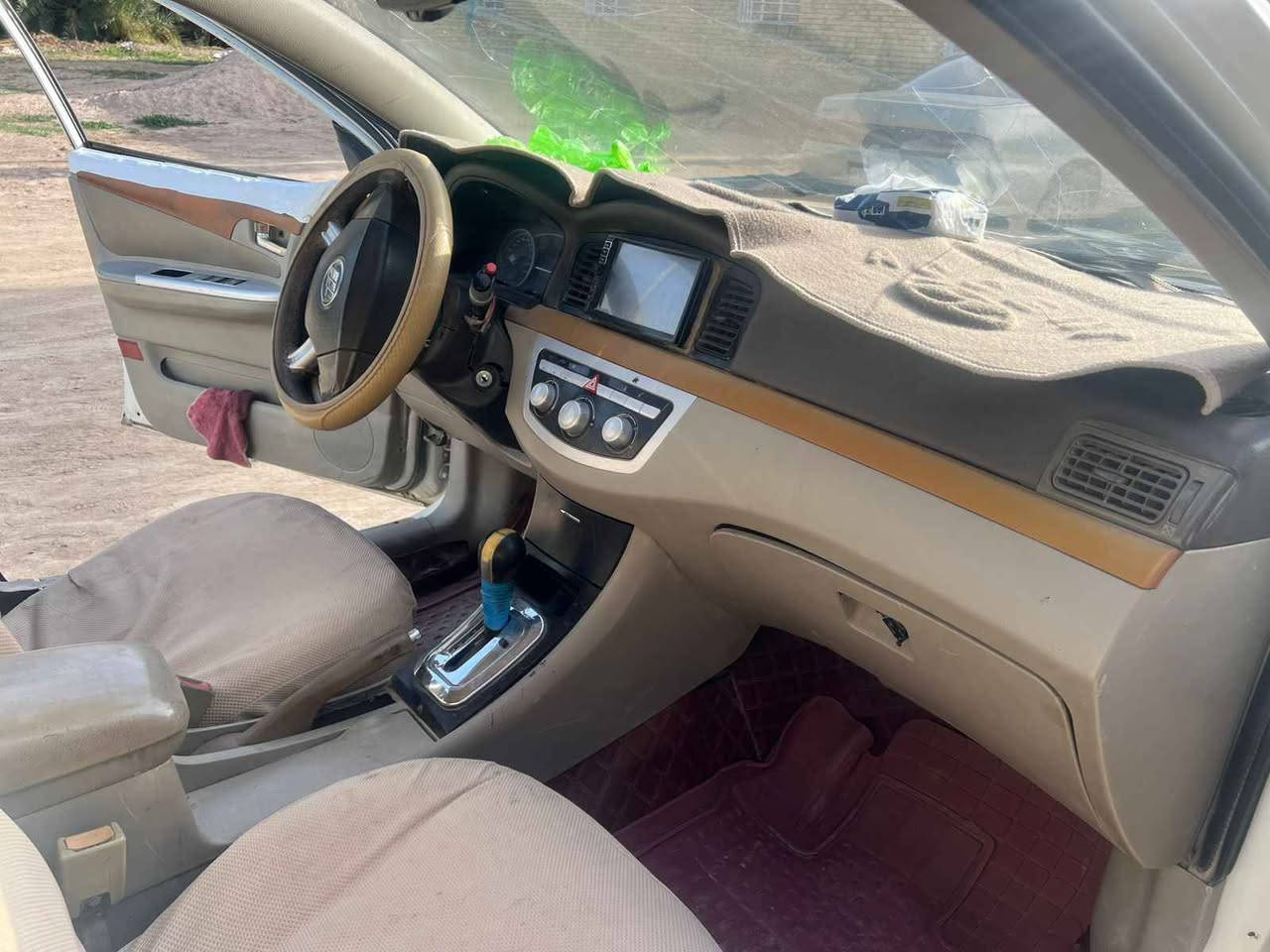 سيارة ليفان٢٠١١/ ٦٢٠ محور كورلا اوتو ماتيك  مكان الشطرة *********** الشطره, ذي قار
