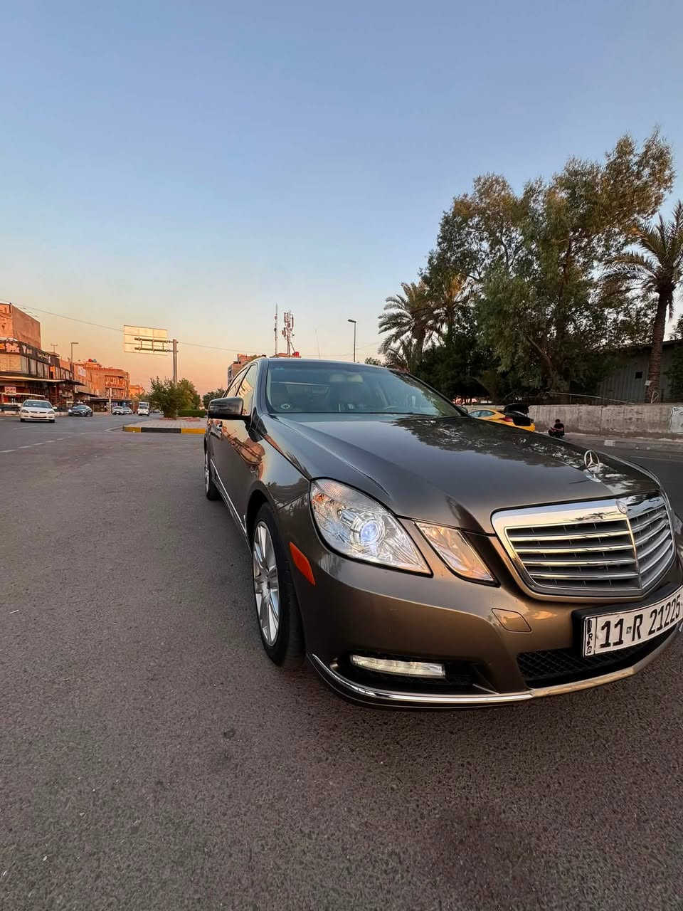 مارسيدس e350 موديل 2012 ماشيه 130 كم تقريرها غرق وما بيها اي عطل السياره وبيها صبغ بنيد وجاملغ اثر جراد المواصفات واضحه بالصور السعر 13500$ يعني 135 ورقه للاستفسار ***********
