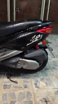 وبركاته اخوتي العزاز اقراء المنشور وخابر وبخدمتك دراجه نوع ابريز بغباء...